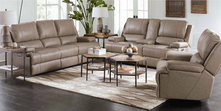 Bassett Club Level Parker Wallsaver Power Recliner in Flax